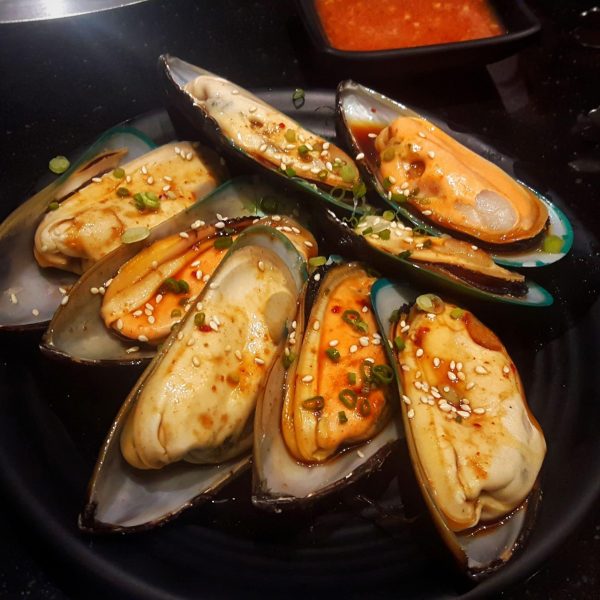 NZ Half Shell Mussels 908g