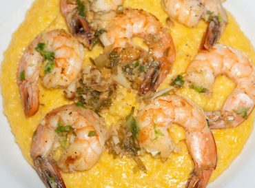 Cheesy Shrimp and Yellow Grits