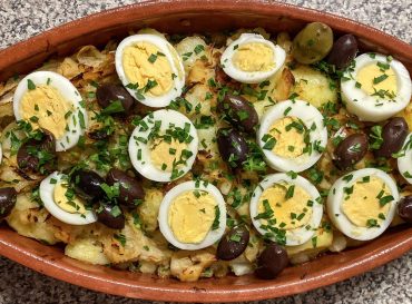 Bacalhau a Gomes de Sa (Salted Cod Fish)