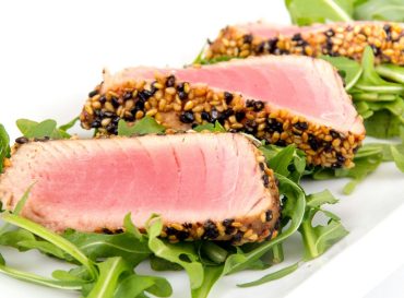 tuna tataki sesame crust appetizer plate