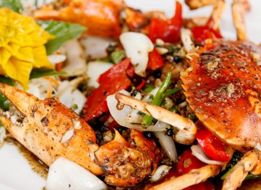 Stir fried crab with black pepper.