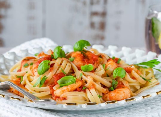 Linguine pasta with prawns