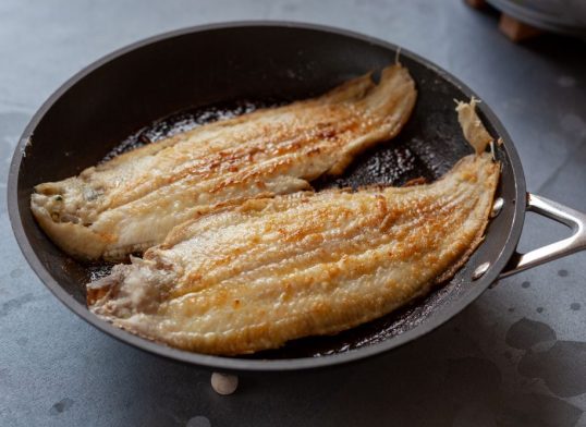 cornish sole with red wine and shallot sauce