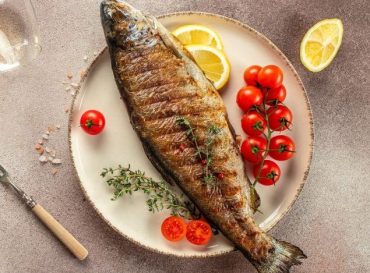 broiled trout with garlic