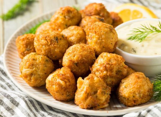 clam fritters with tartar sauce