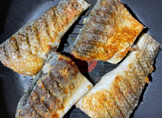 fried mullet with cilantro lime aioli