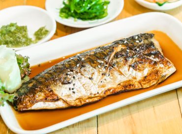 mackerel with soy and sesame