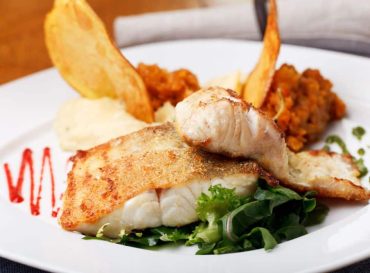 pan fried perch with garlic and parsley