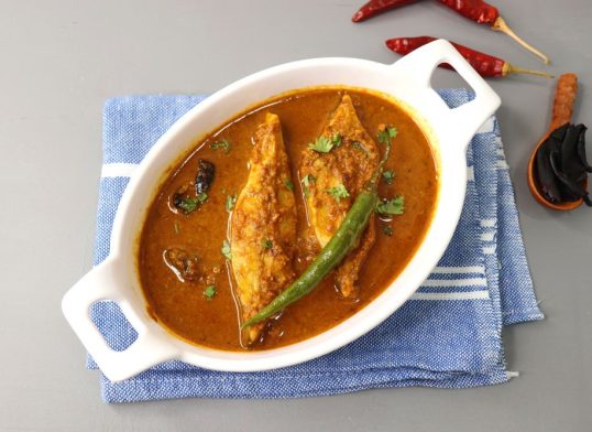 pomfret coconut curry