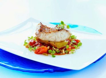 red snapper with roasted garlic and tomatoes