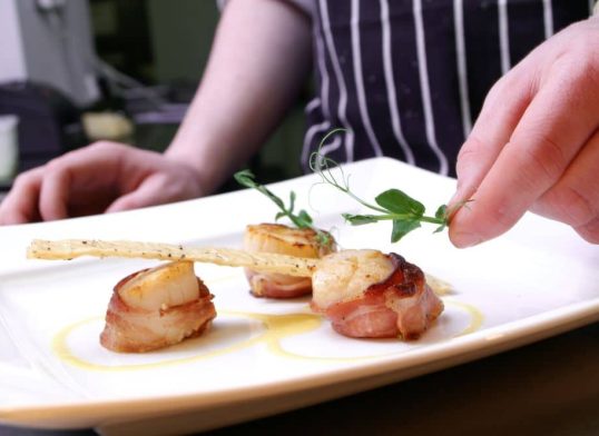 scallops with prosciutto and sage