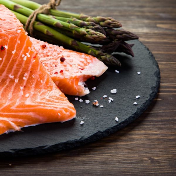 salmon fillets skin on box 140 170g