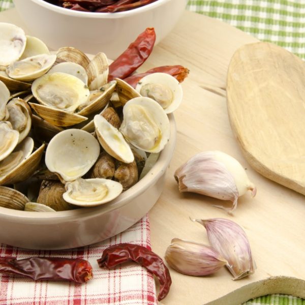 clams in half shell 1kg
