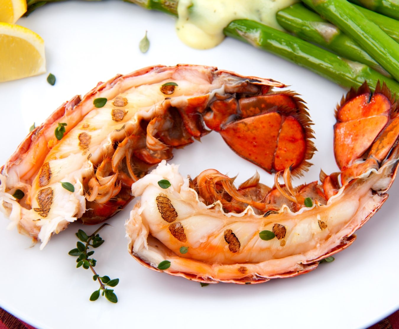 lobster tail 160 180g columbian