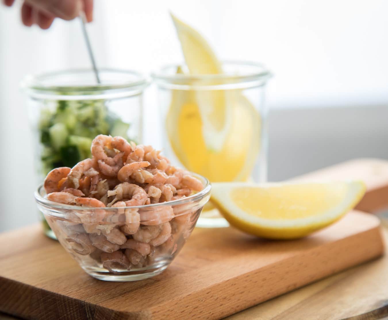 peeled brown shrimps 1kg 2 custom 1.jpg